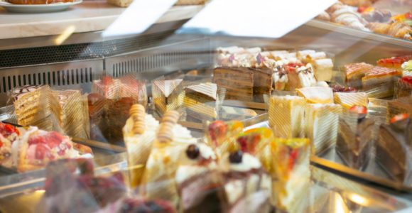 kastner-tortenvitrine_04